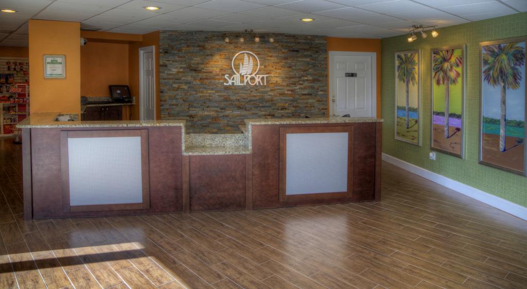 Sailport Waterfront Suites