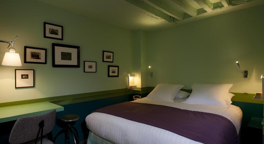 Hotel Crayon by Elegancia