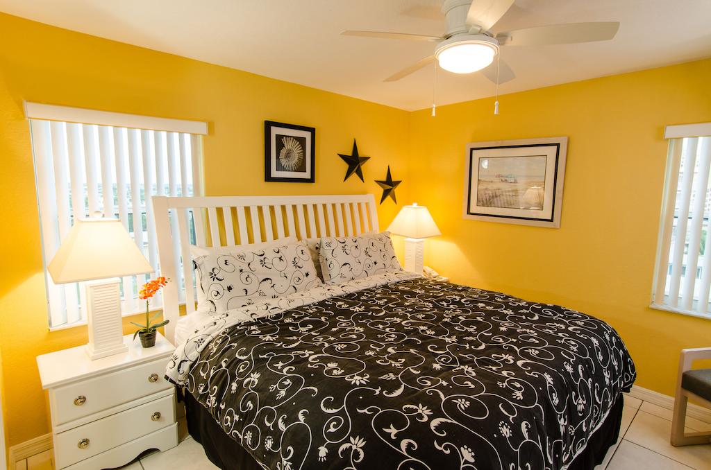South Beach Condo Hotel by Sunsational Beach Rentals LLC