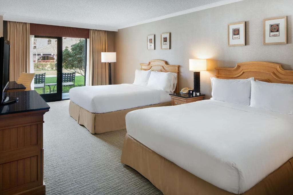 DoubleTree by Hilton Hotel Sonoma Wine Country