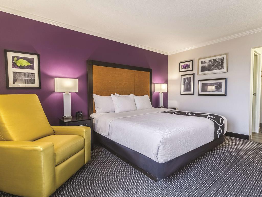 La Quinta Inn & Suites by Wyndham Tacoma - Seattle