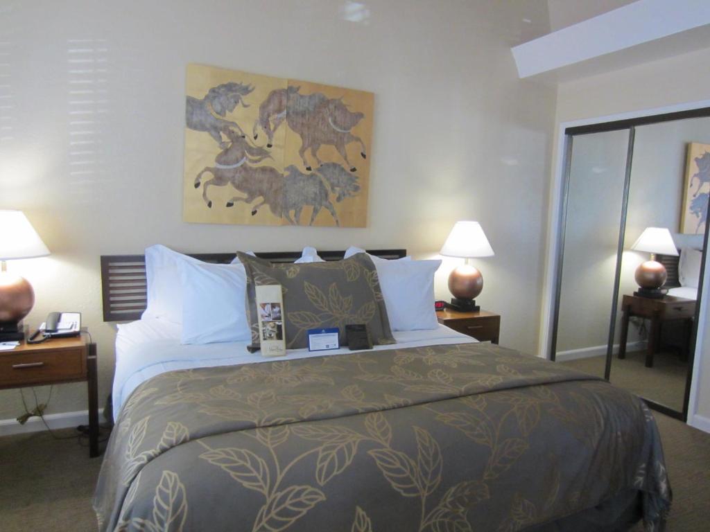 Best Western Plus Island Palms Hotel & Marina