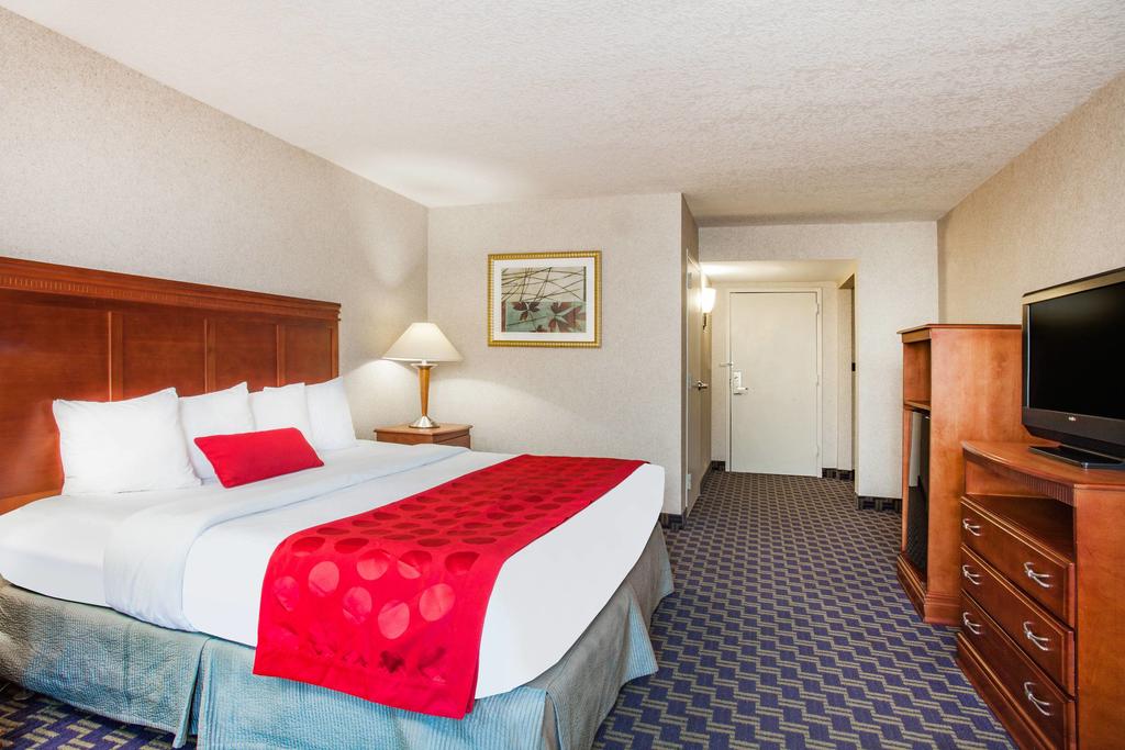 Ramada Hotel & Conf Cntr by Wyndham Jacksonville/Baymeadows