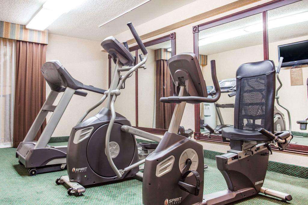 Ramada Hotel & Conf Cntr by Wyndham Jacksonville/Baymeadows