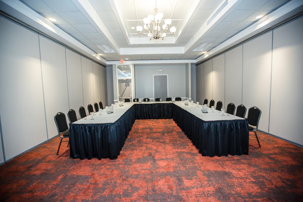 Ramada Hotel & Conference Center by Wyndham Jacksonville