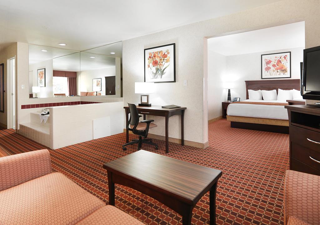 Crystal Inn Hotel & Suites Salt Lake City - Downtown
