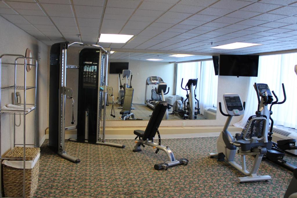 Ramada by Wyndham Reno Hotel and Casino