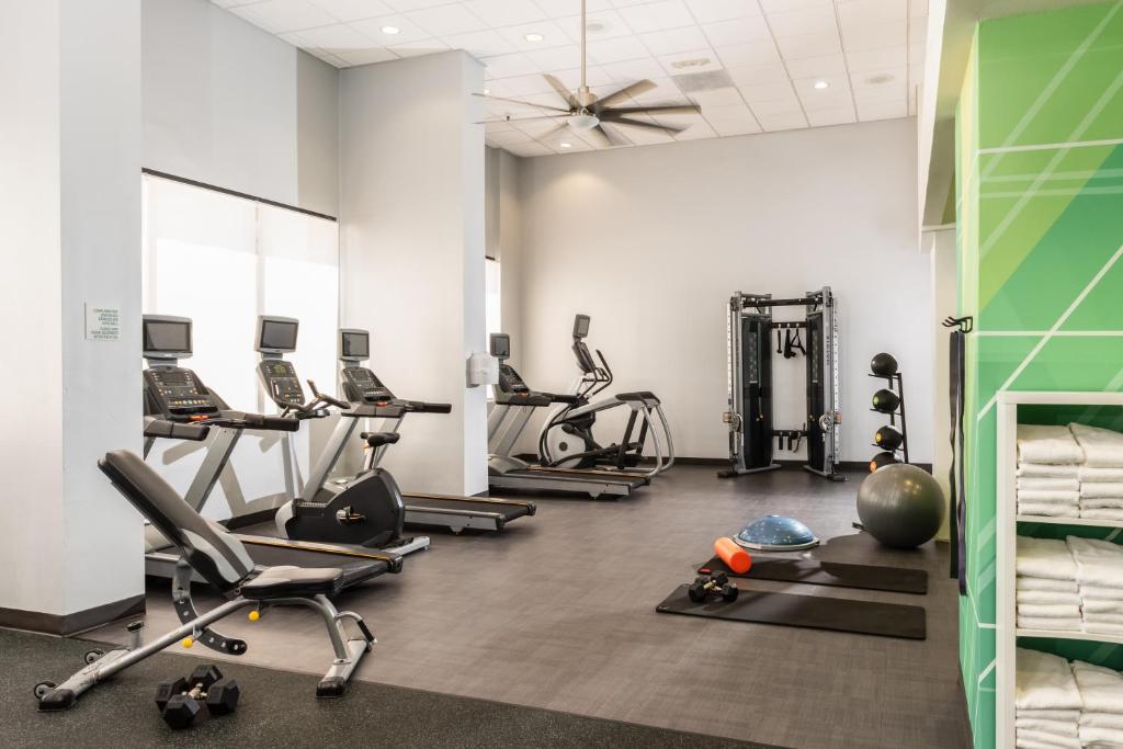 Holiday Inn Hotel & Suites Phoenix - Mesa / Chandler
