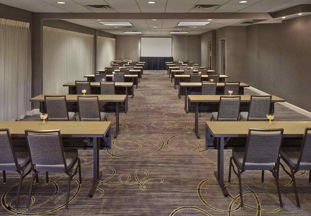 Courtyard by Marriott Philadelphia City Avenue
