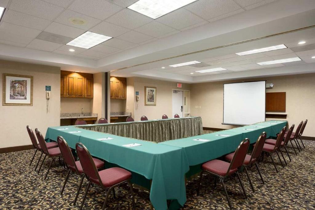 Homewood Suites by Hilton Orlando-Int'l Drive/Convention Ctr