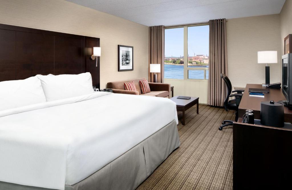 Delta Hotels by Marriott Sault Ste. Marie Waterfront