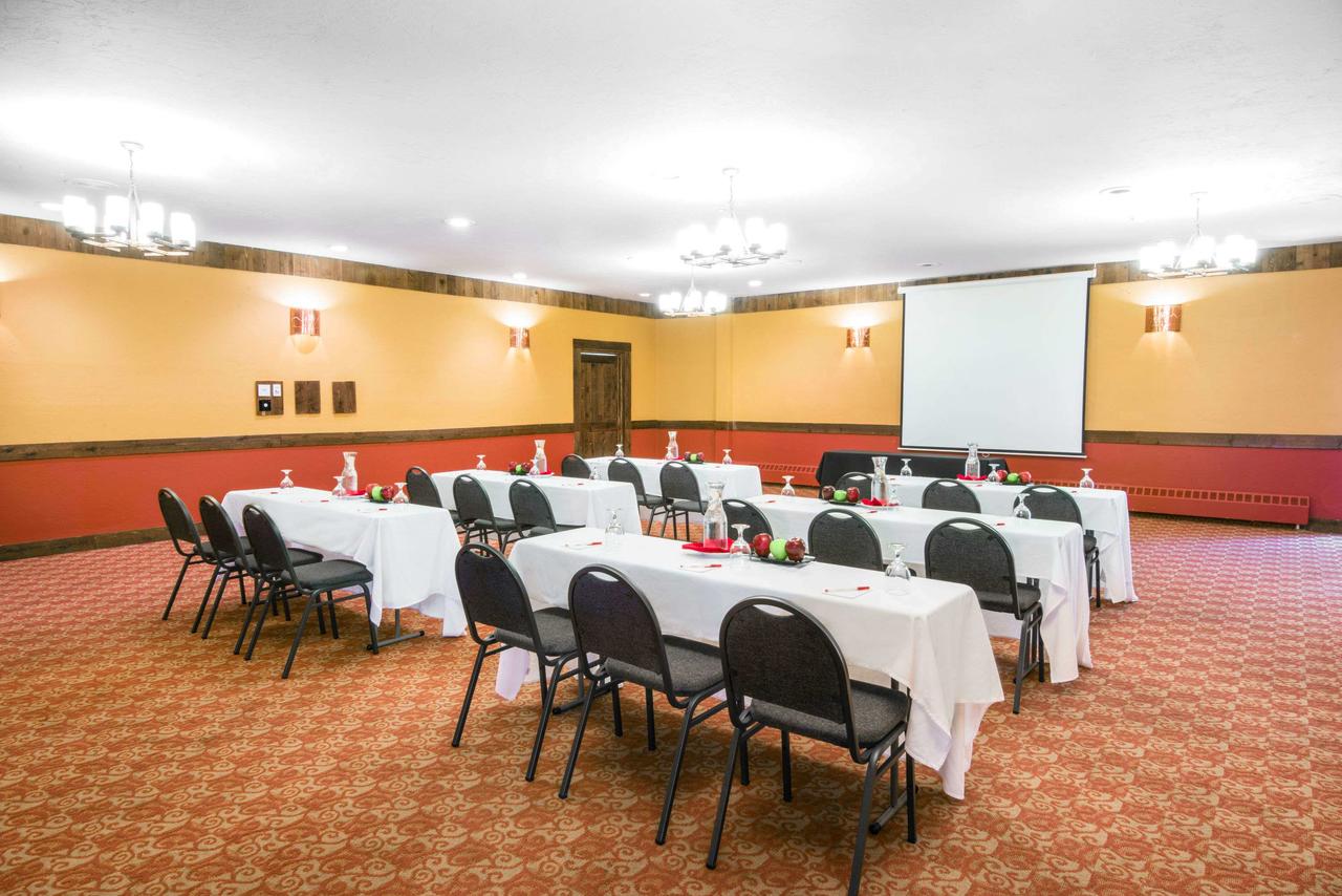 Ramada by Wyndham Denver Downtown