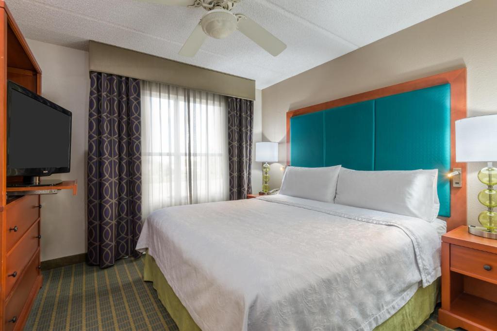 Homewood Suites By Hilton Orlando-Nearest Universal Studios