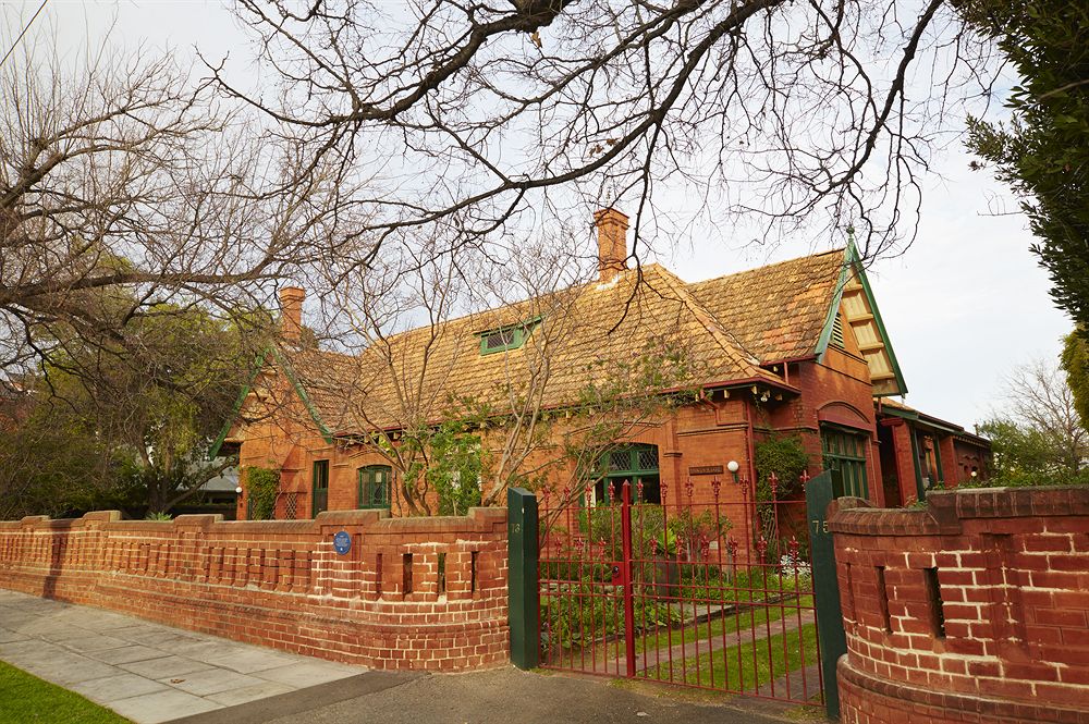 Buxton Manor