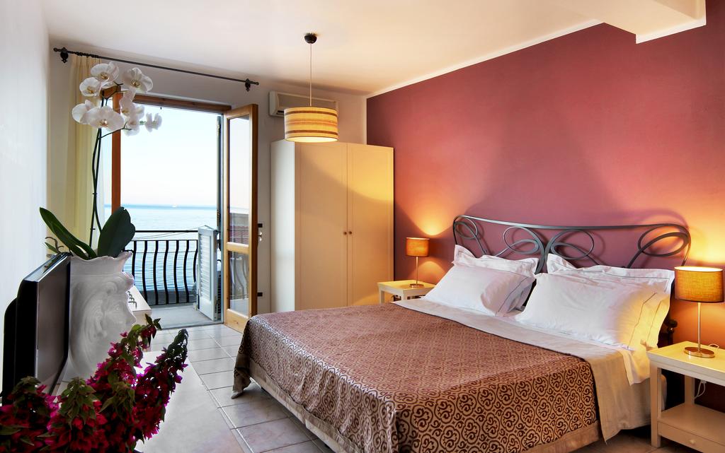 Hotel Amarea - Aeolian Charme