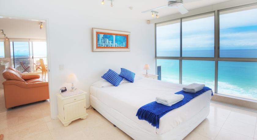 Golden Sands Apartments