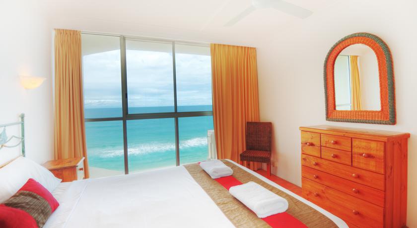 Golden Sands Apartments