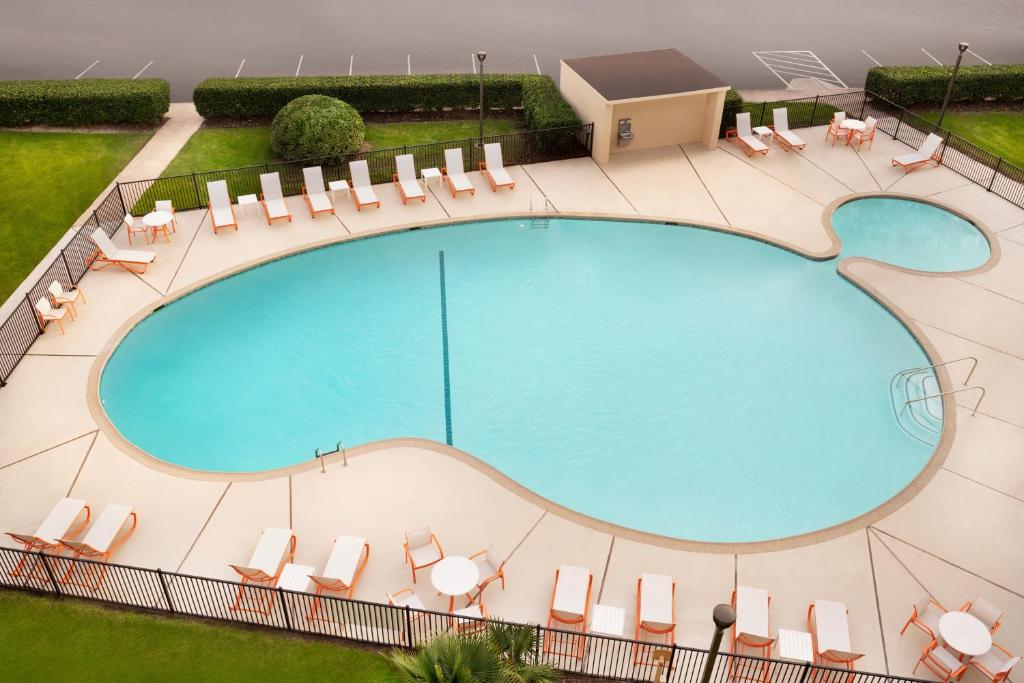 Holiday Inn Houston Intercontinental Airport