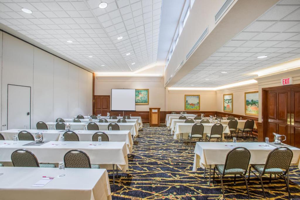 Crowne Plaza Lake Placid