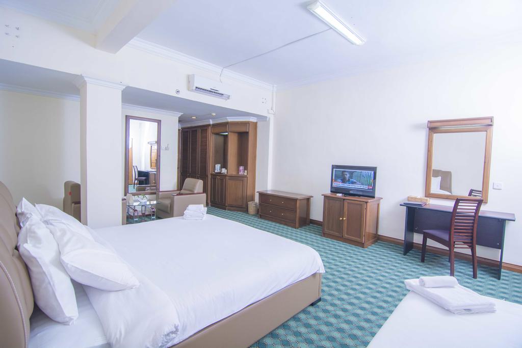 Asia Plaza Hotel