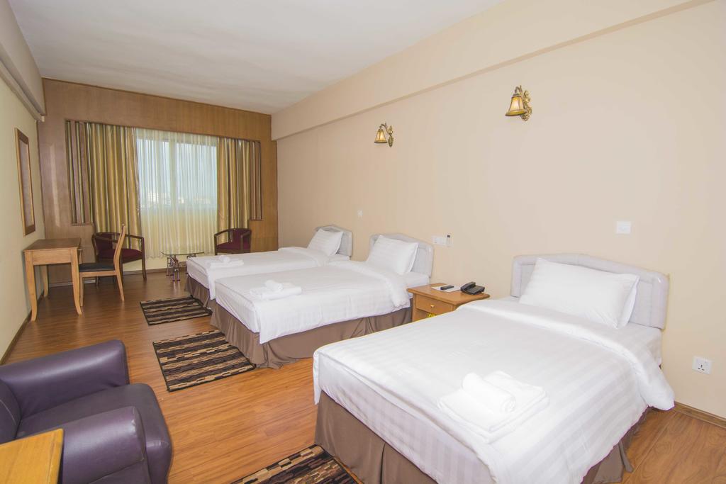 Asia Plaza Hotel