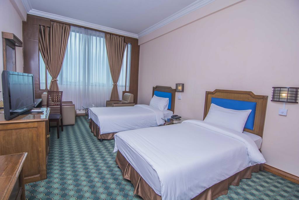 Asia Plaza Hotel