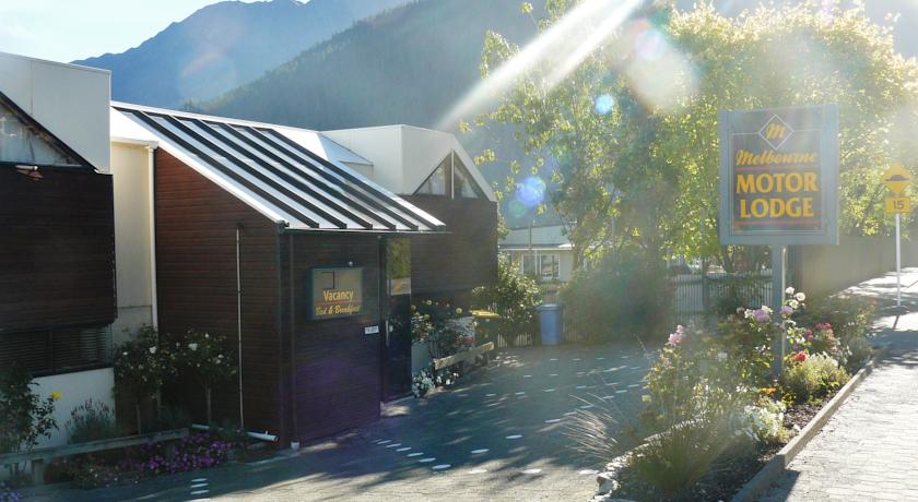 Melbourne Lodge