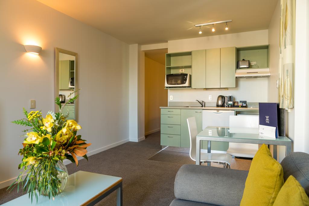 Astelia Apartment