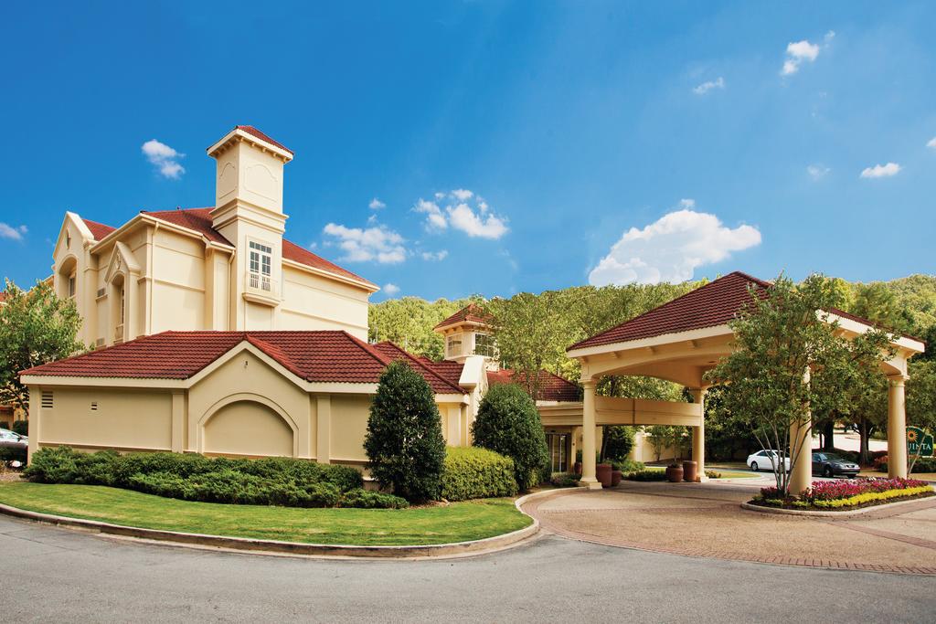 La Quinta Inn & Suites by Wyndham Birmingham Hoover