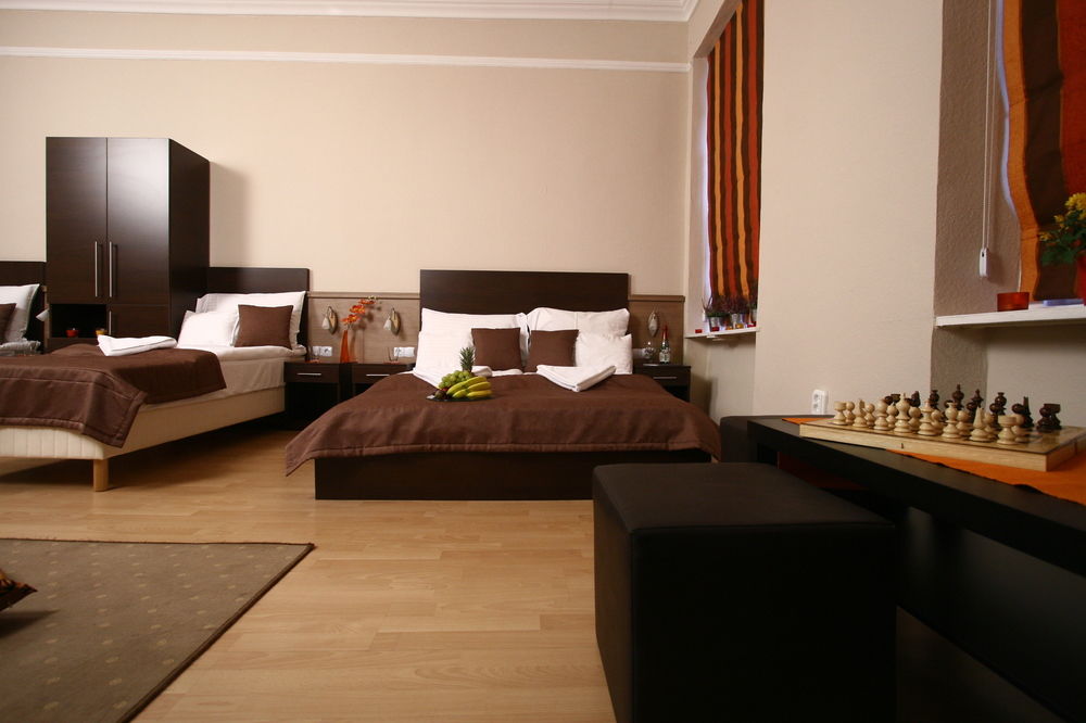 Central 21