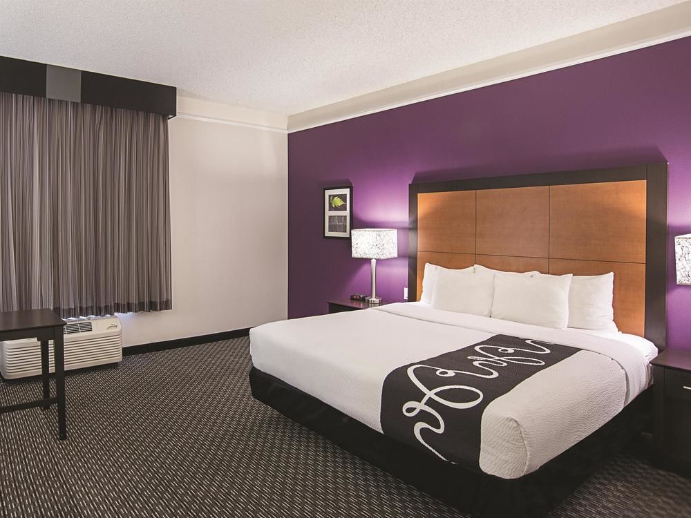 La Quinta Inn & Suites by Wyndham Phoenix Scottsdale