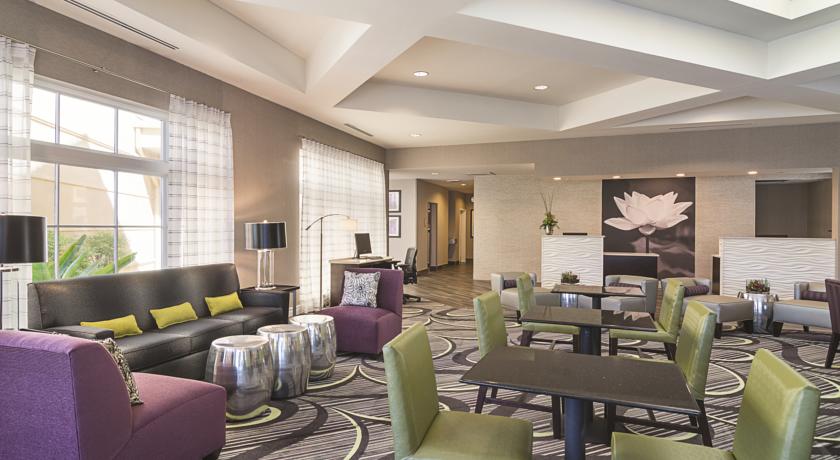 La Quinta Inn & Suites by Wyndham Phoenix Mesa West
