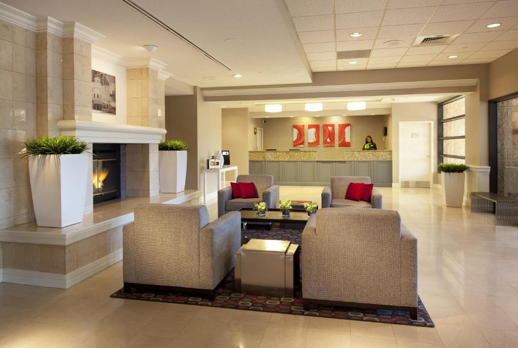 Radisson Hotel Phoenix Airport