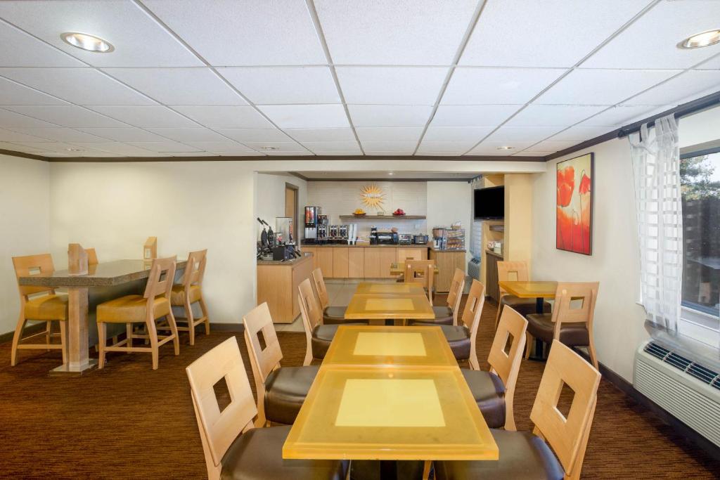 La Quinta Inn & Suites by Wyndham Springdale
