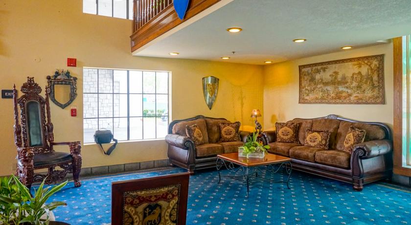 Castle Inn & Suites
