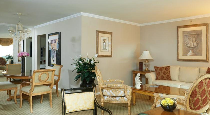 Beverly Hills Plaza Hotel & Spa