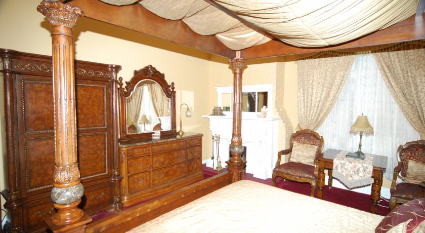 Queen Anne Hotel