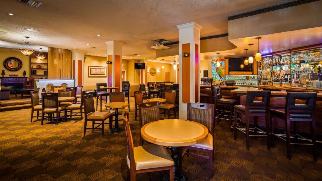 Best Western Plus Grosvenor Airport Hotel