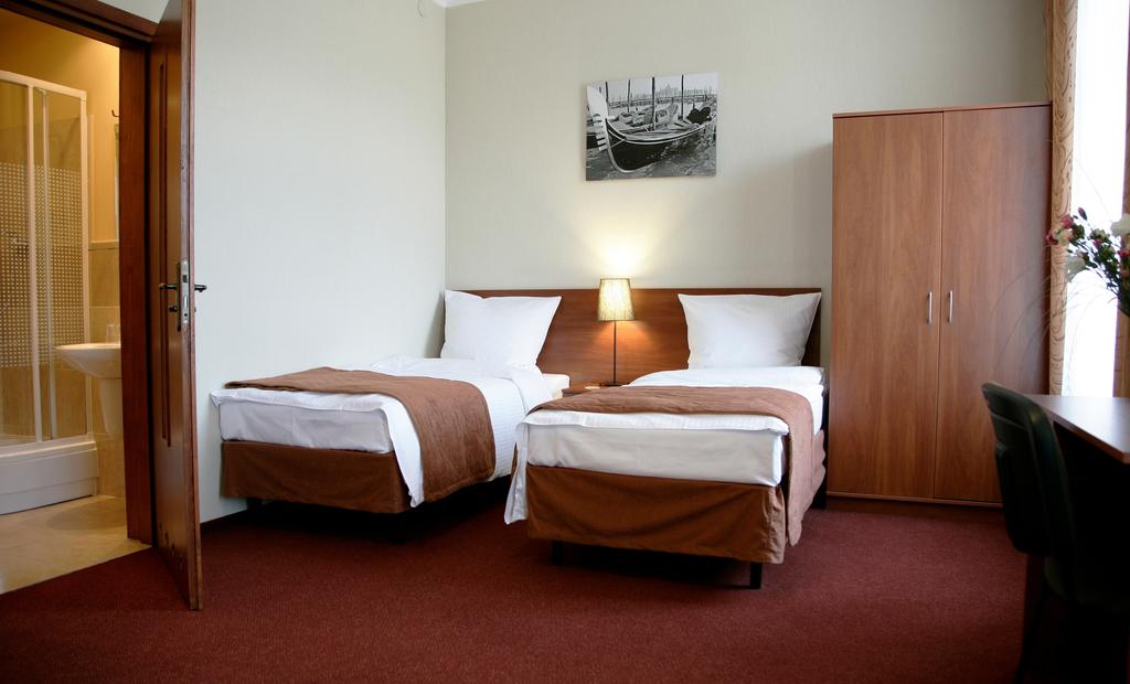Aparthotel Globus