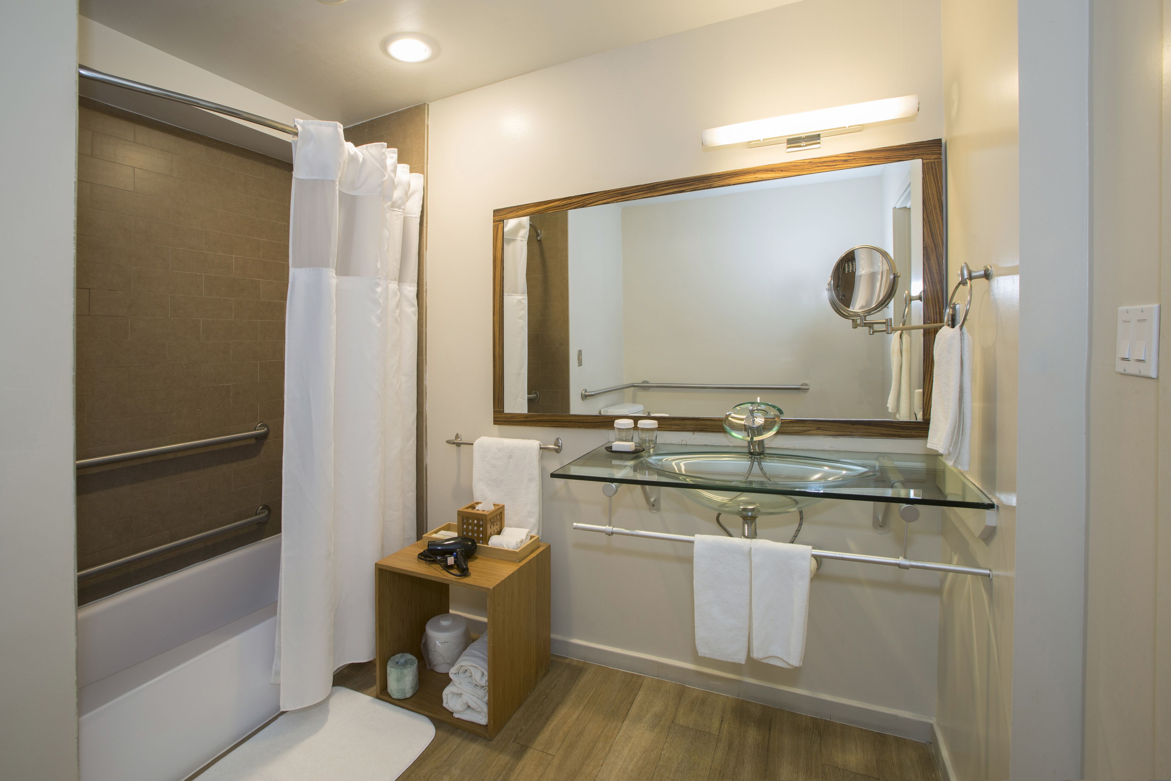 COVA Hotel