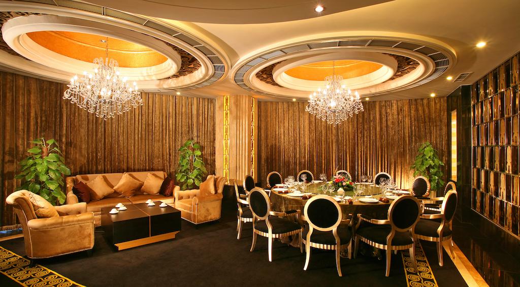 Rainbird International Hotel