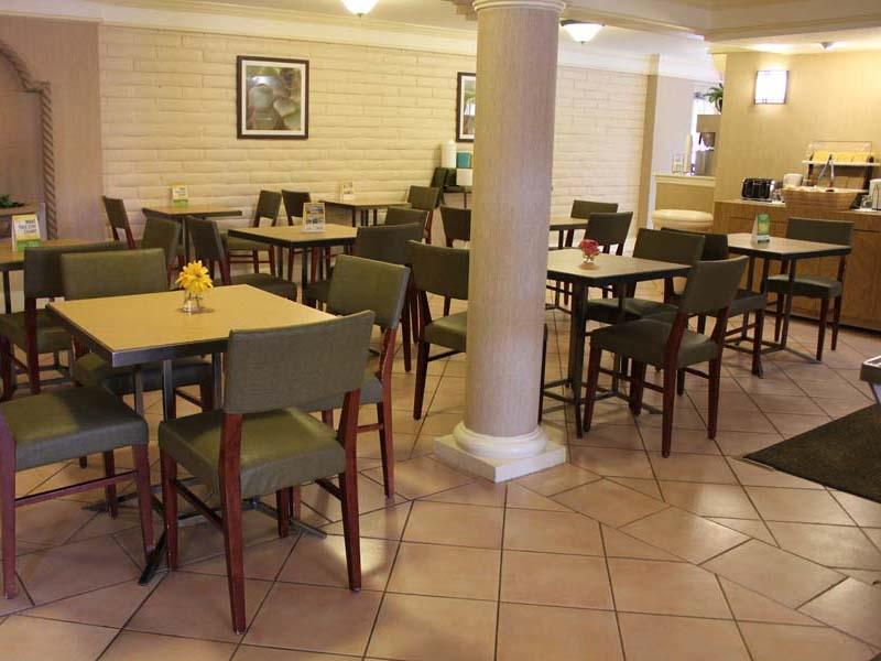 La Quinta Inn by Wyndham Deerfield Beach I-95 at Hillsboro E