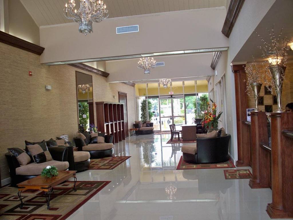 Universal Palms Hotel