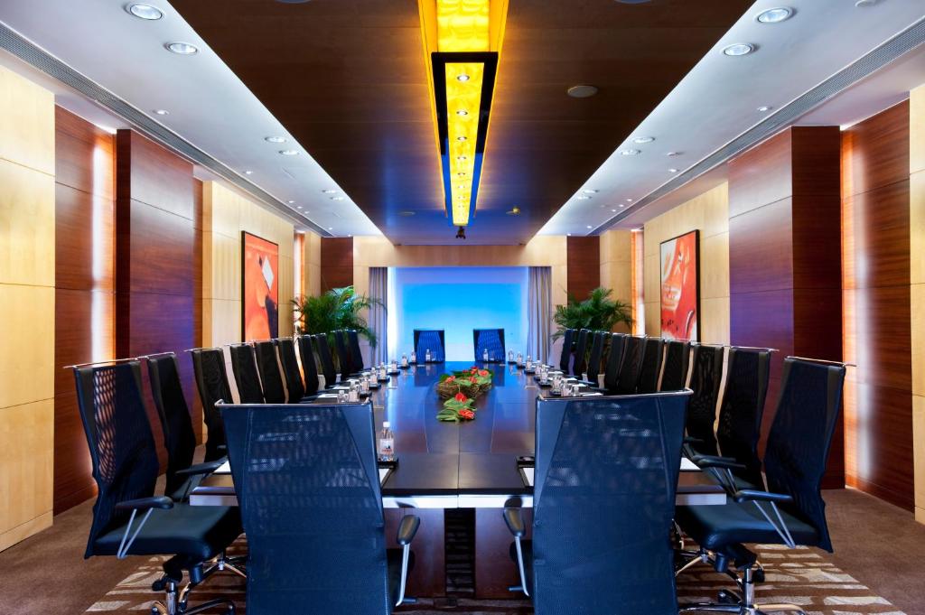 Holiday Inn Qingdao Parkview