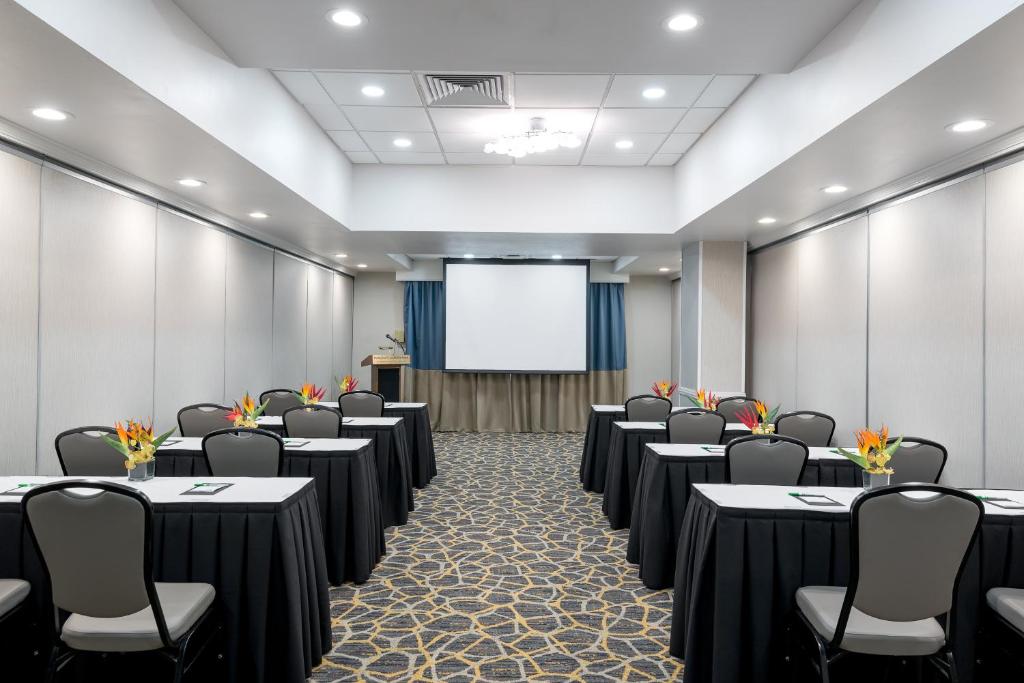 Holiday Inn Fort Lauderdale Airport