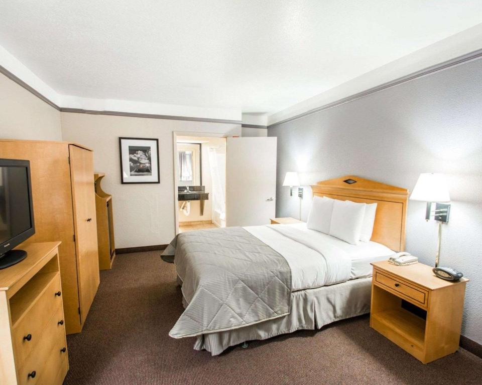 Clarion Suites Kissimmee-Orlando Maingate