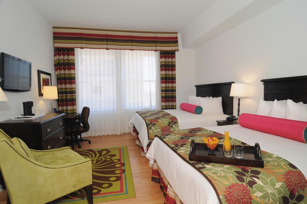 Hotel Gibbs Downtown Riverwalk