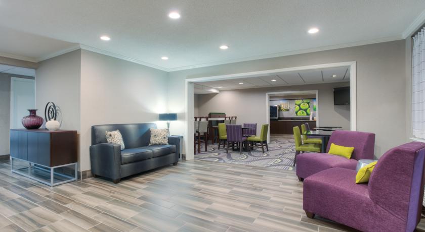 La Quinta Inn & Suites by Wyndham Atlanta Roswell