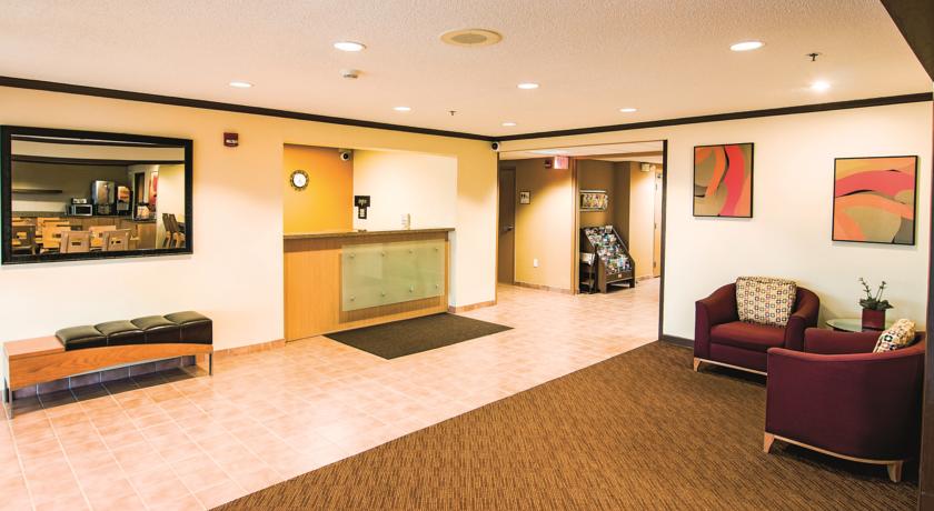 La Quinta Inn & Suites by Wyndham Chicago Tinley Park
