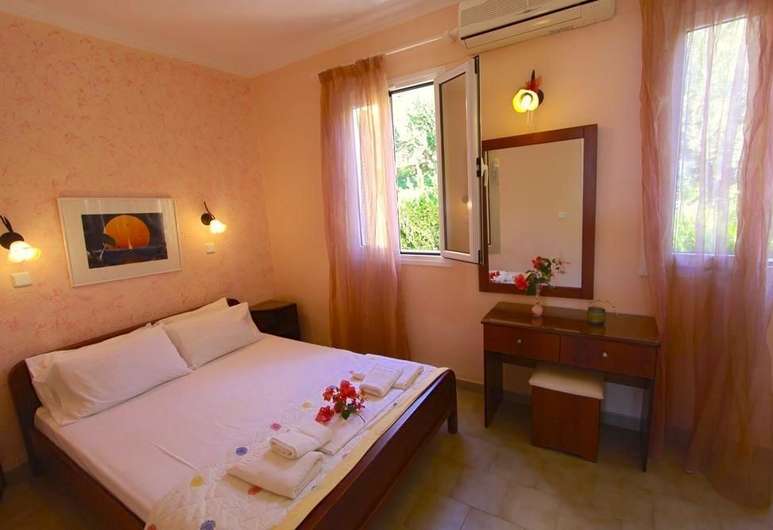 Glyfada Beach - Menigos Resort